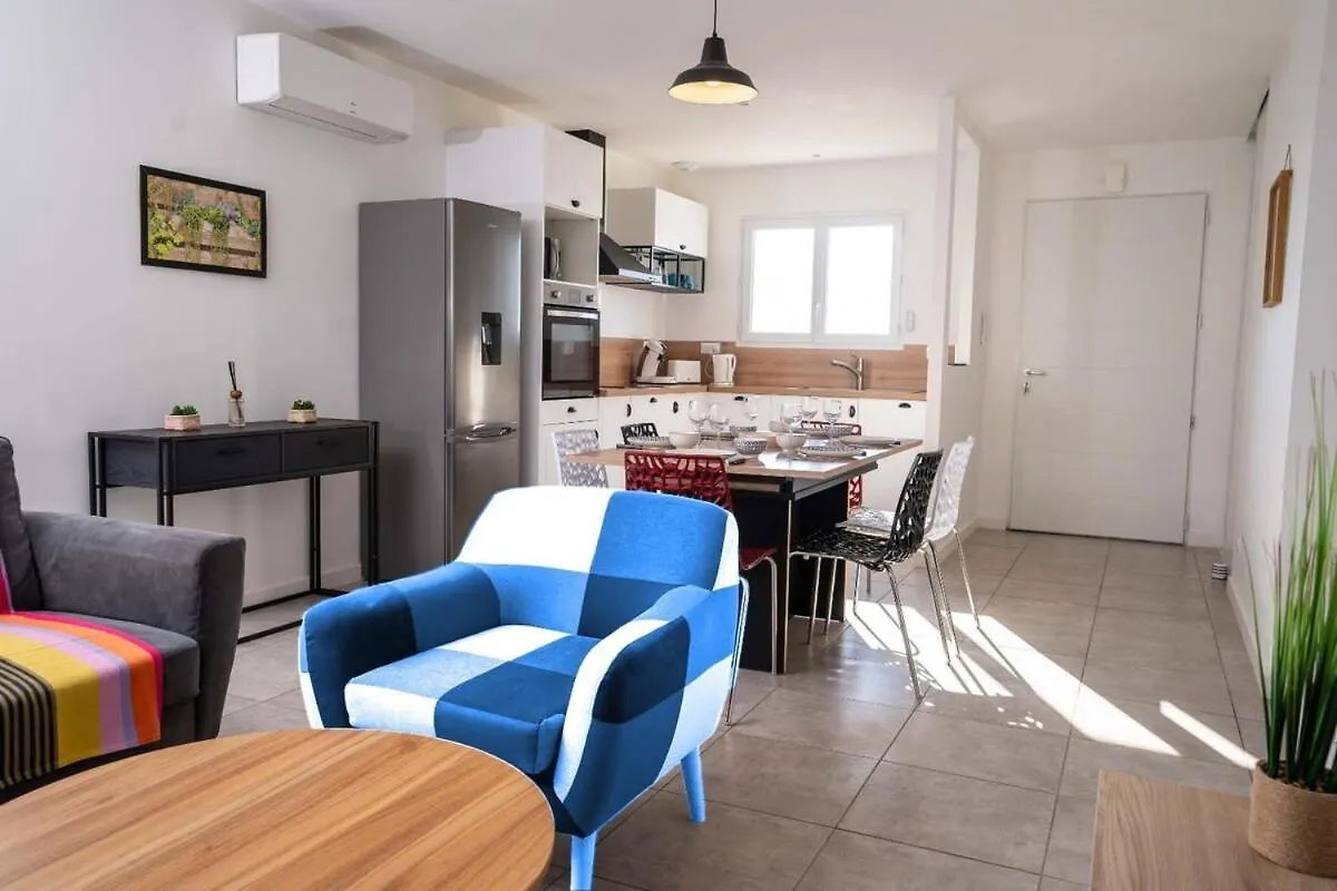 La Maison Turquoise Giroussens Appartement